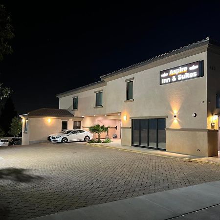 Aspire Inn & Suites אורנג' מראה חיצוני תמונה