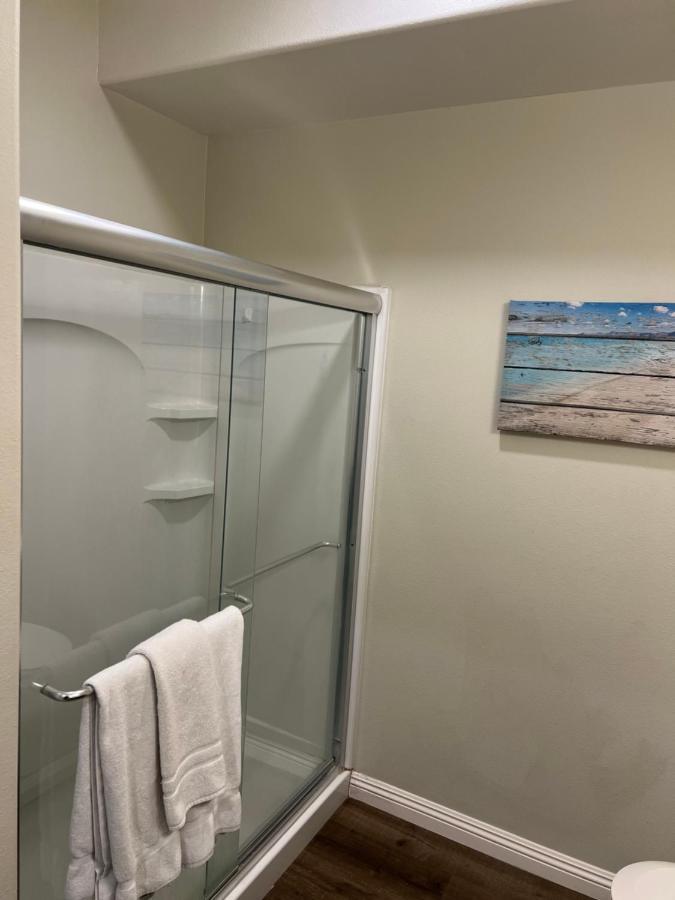Aspire Inn & Suites אורנג' מראה חיצוני תמונה